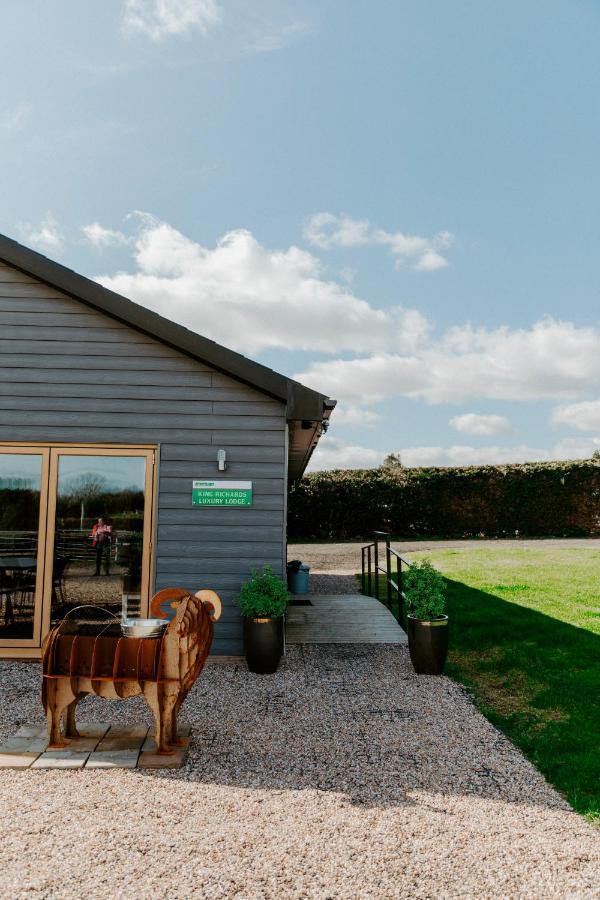 King Richard'S Luxury Lodge - Sleeps Up To 8 ,Dog Friendly ,Near Sherwood Forest At Fairview Farm In Nottingham Set In 88 Acres And Great For Groups,Family Gatherings,Corporate Events Esterno foto