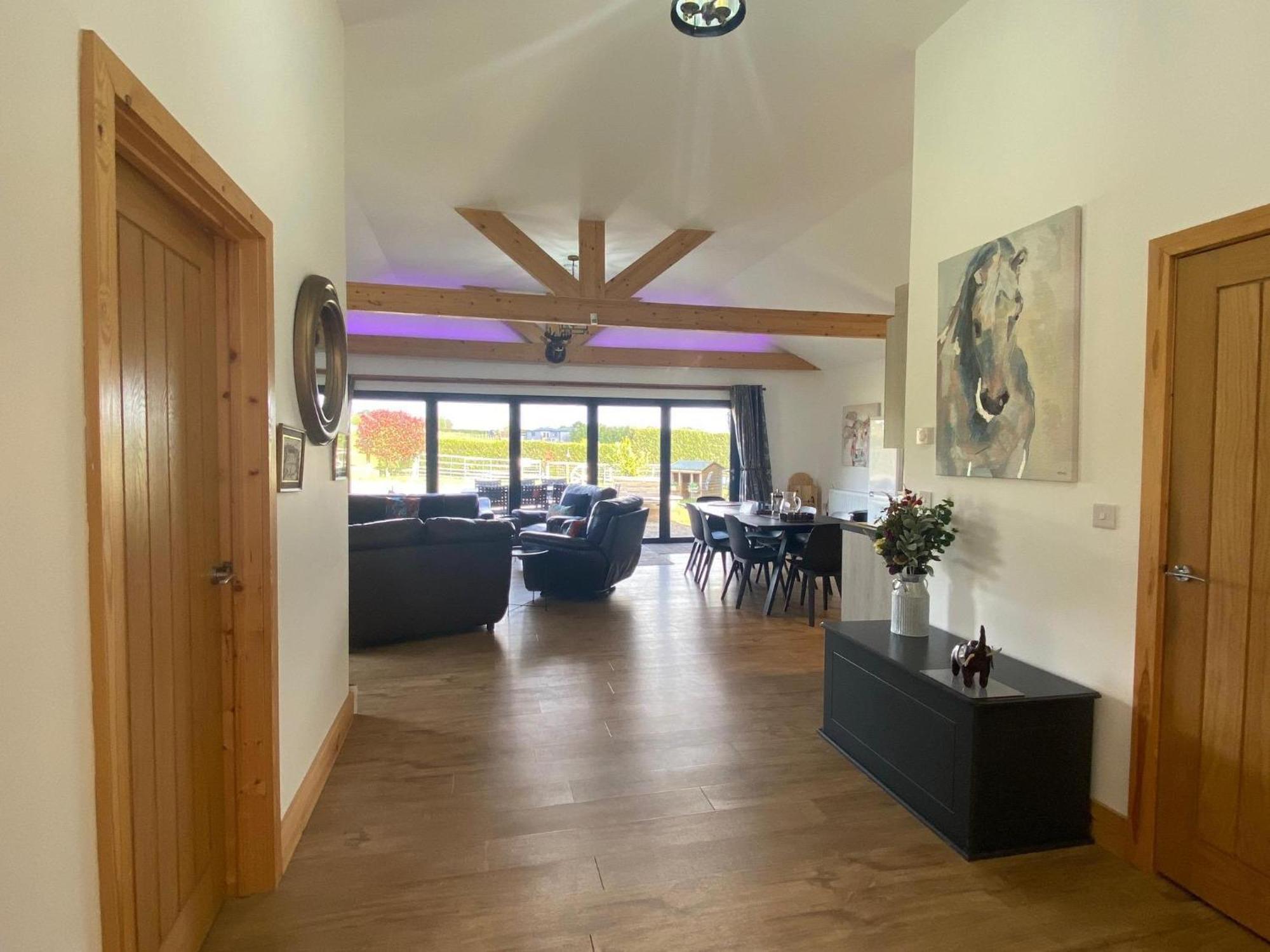 King Richard'S Luxury Lodge - Sleeps Up To 8 ,Dog Friendly ,Near Sherwood Forest At Fairview Farm In Nottingham Set In 88 Acres And Great For Groups,Family Gatherings,Corporate Events Esterno foto