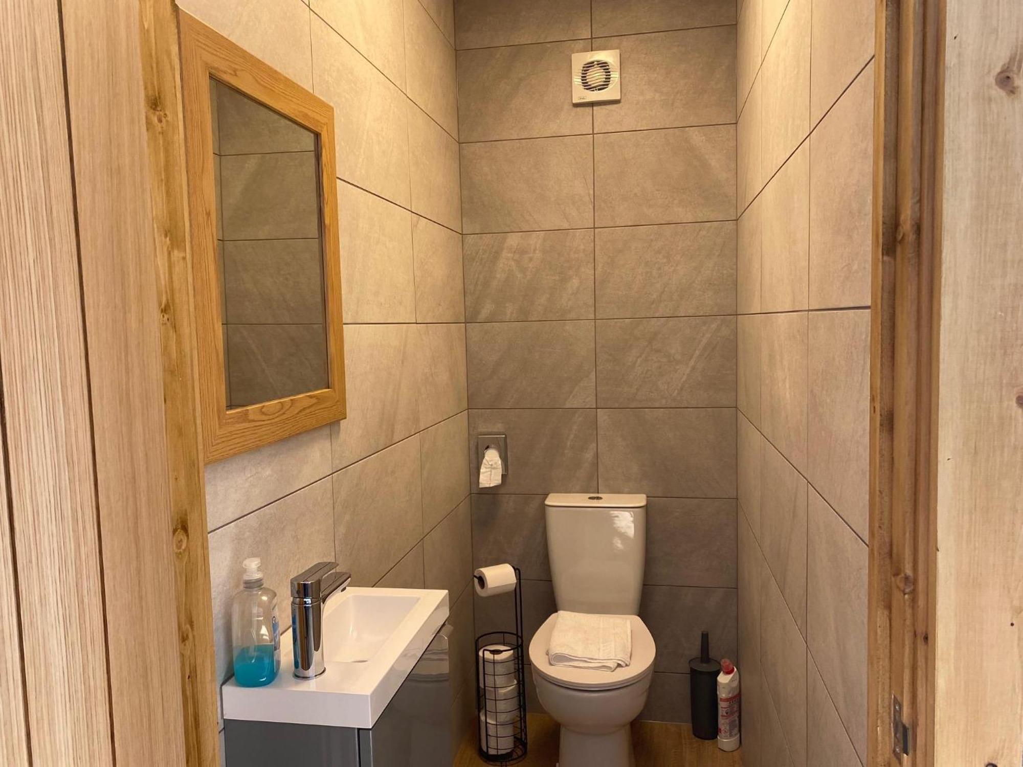 King Richard'S Luxury Lodge - Sleeps Up To 8 ,Dog Friendly ,Near Sherwood Forest At Fairview Farm In Nottingham Set In 88 Acres And Great For Groups,Family Gatherings,Corporate Events Esterno foto
