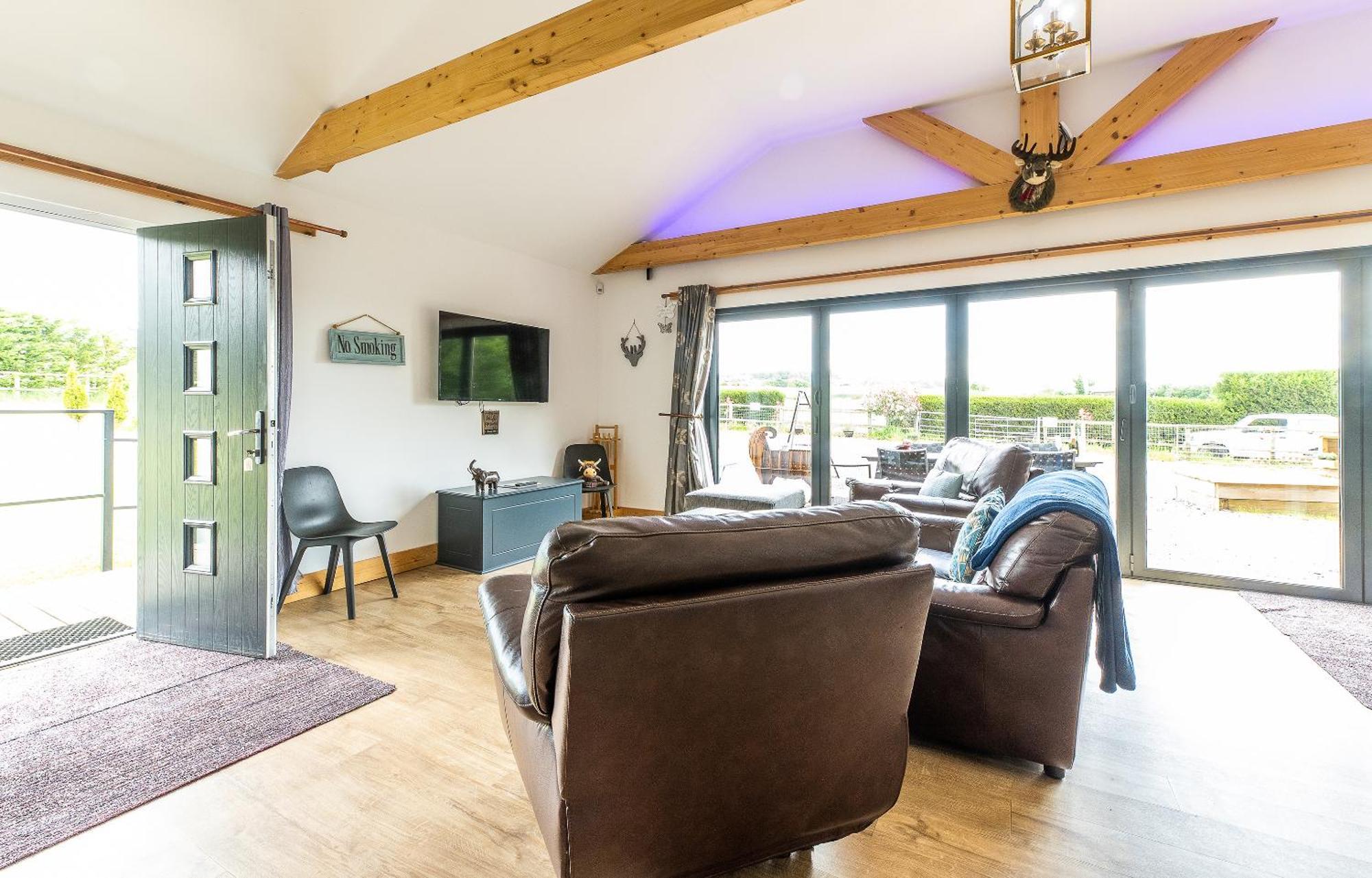King Richard'S Luxury Lodge - Sleeps Up To 8 ,Dog Friendly ,Near Sherwood Forest At Fairview Farm In Nottingham Set In 88 Acres And Great For Groups,Family Gatherings,Corporate Events Esterno foto