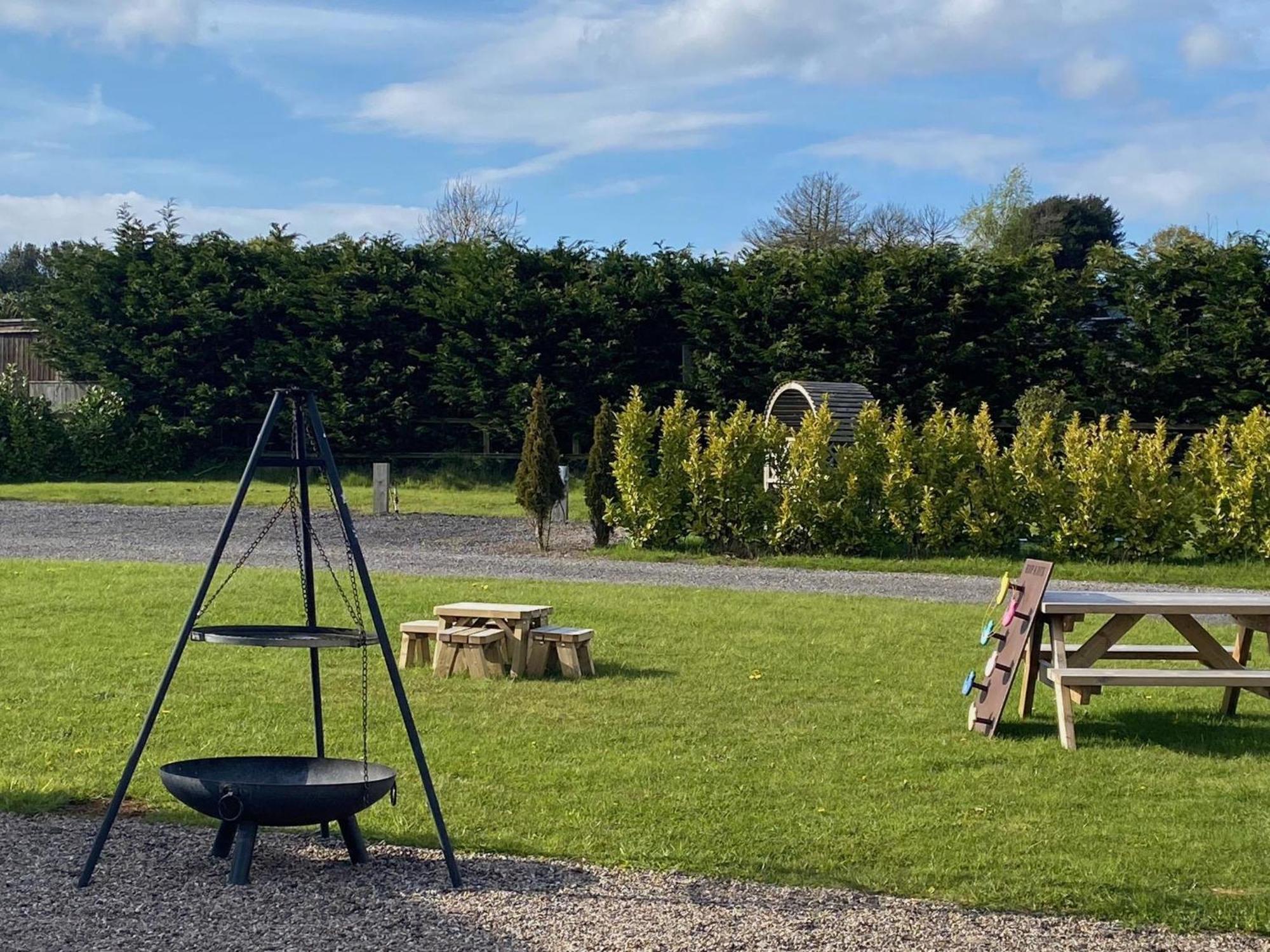 King Richard'S Luxury Lodge - Sleeps Up To 8 ,Dog Friendly ,Near Sherwood Forest At Fairview Farm In Nottingham Set In 88 Acres And Great For Groups,Family Gatherings,Corporate Events Esterno foto