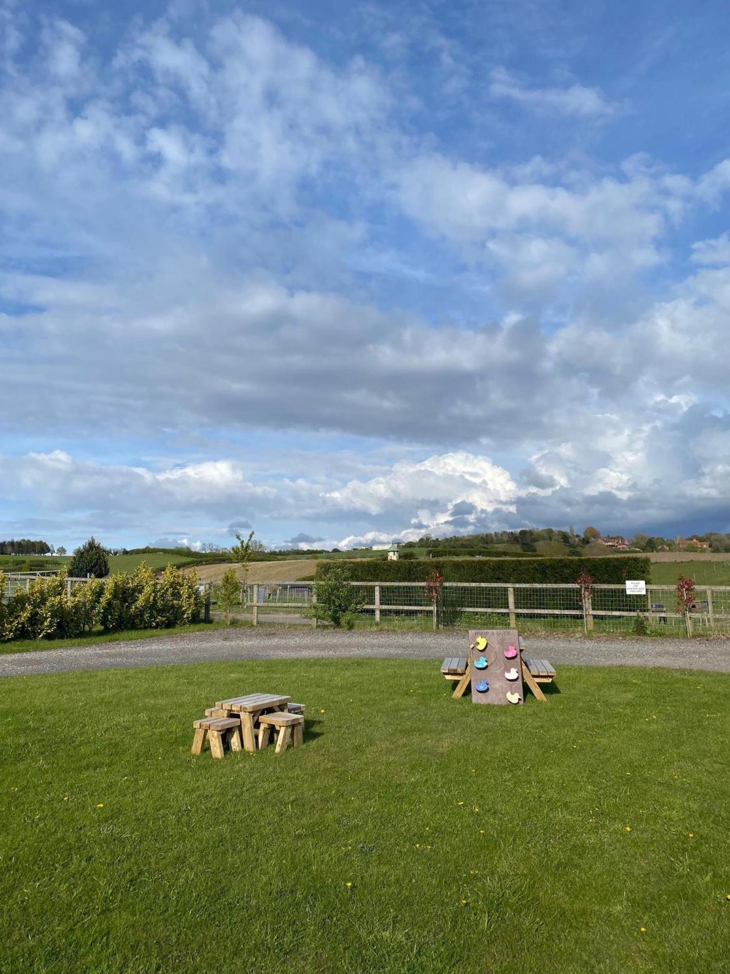 King Richard'S Luxury Lodge - Sleeps Up To 8 ,Dog Friendly ,Near Sherwood Forest At Fairview Farm In Nottingham Set In 88 Acres And Great For Groups,Family Gatherings,Corporate Events Esterno foto